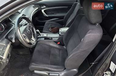 Купе Honda Accord 2012 в 