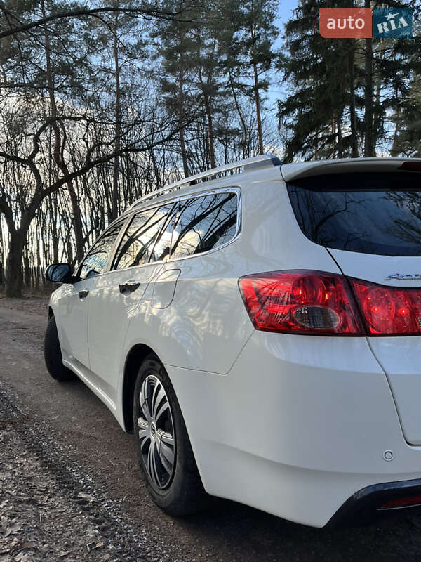 Универсал Honda Accord 2010 в Львове