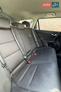 Универсал Honda Accord 2010 в 