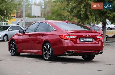 Седан Honda Accord 2018 в  фото 5 Седан Honda Accord 2018 в