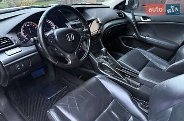 Седан Honda Accord 2011 в 