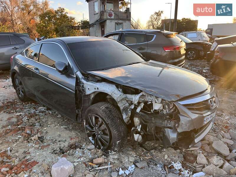 Купе Honda Accord 2012 в Киеве