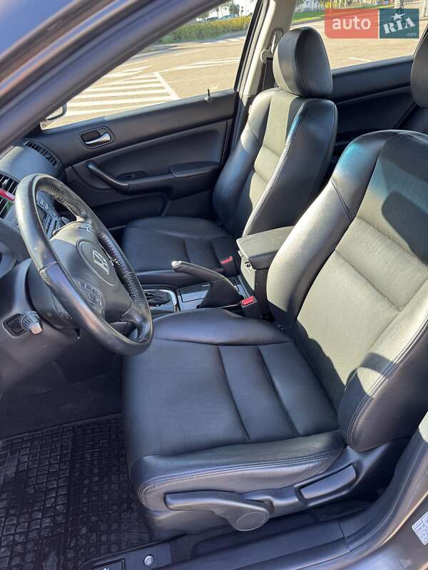 Седан Honda Accord 2008 в Києві