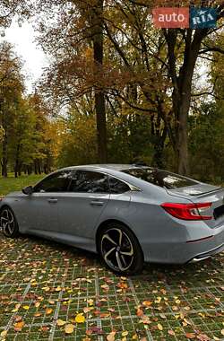 Седан Honda Accord 2022 в 