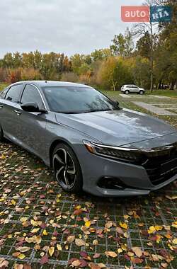 Седан Honda Accord 2022 в 
