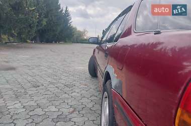 Седан Honda Accord 1993 в 