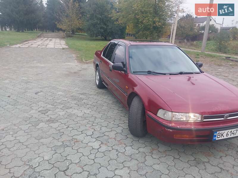 Седан Honda Accord 1993 в Дубні фото 27 Седан Honda Accord 1993 в Дубні