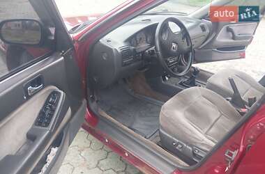 Седан Honda Accord 1993 в 