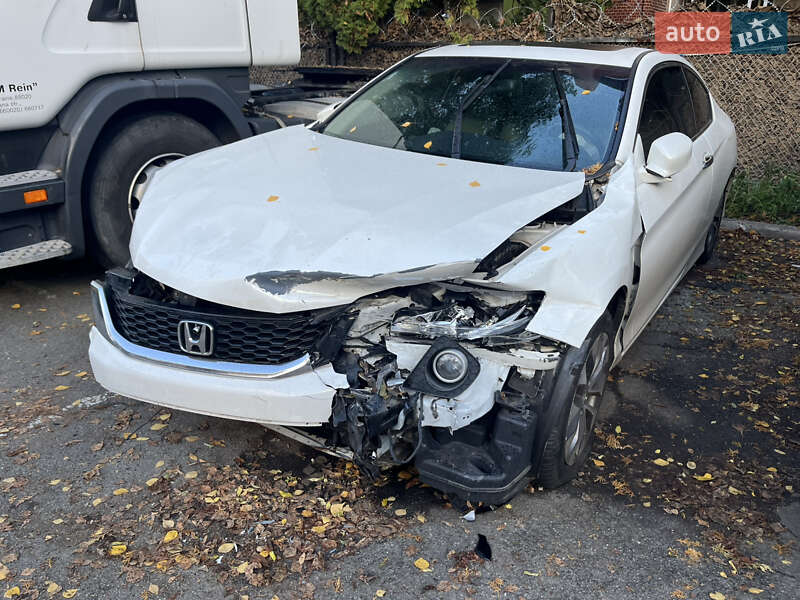 Купе Honda Accord 2014 в Києві фото 8 Купе Honda Accord 2014 в Києві