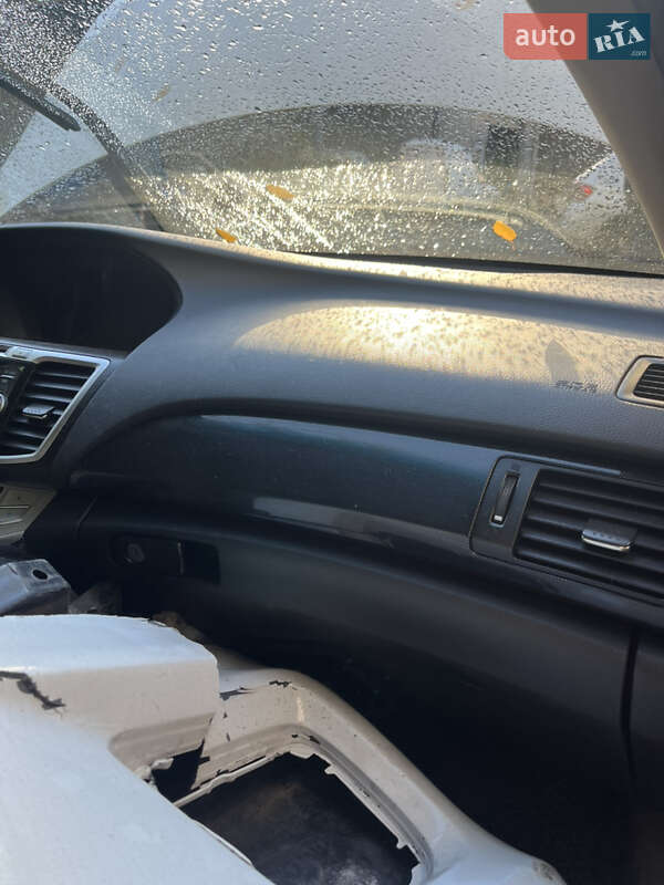 Купе Honda Accord 2014 в Києві фото 27 Купе Honda Accord 2014 в Києві