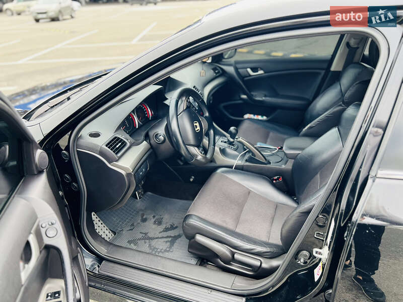 Седан Honda Accord 2008 в Киеве