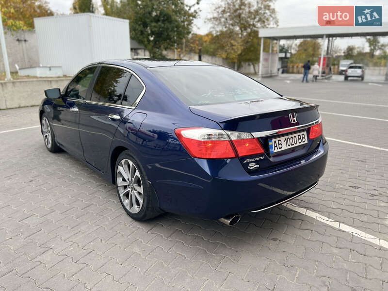 Седан Honda Accord 2013 в Виннице