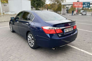 Седан Honda Accord 2013 в  фото 9 Седан Honda Accord 2013 в