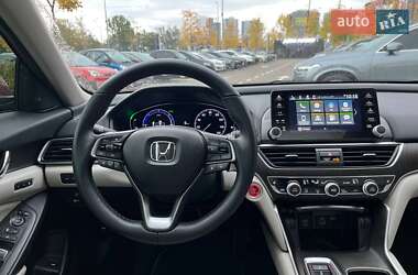 Седан Honda Accord 2022 в 