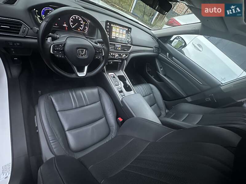 Седан Honda Accord 2018 в Киеве фото 16 Седан Honda Accord 2018 в Киеве