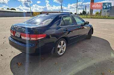 Седан Honda Accord 2004 в 