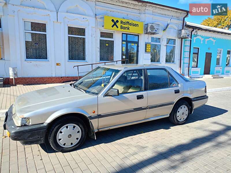 Седан Honda Accord 1987 в Кілії фото 5 Седан Honda Accord 1987 в Кілії