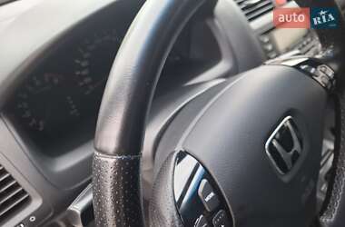Универсал Honda Accord 2004 в 