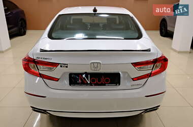 Седан Honda Accord 2022 в 