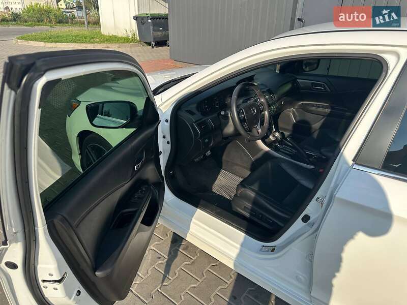 Седан Honda Accord 2016 в Києві фото 17 Седан Honda Accord 2016 в Києві