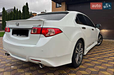 Седан Honda Accord 2012 в 