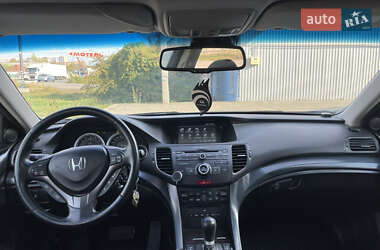 Седан Honda Accord 2011 в 