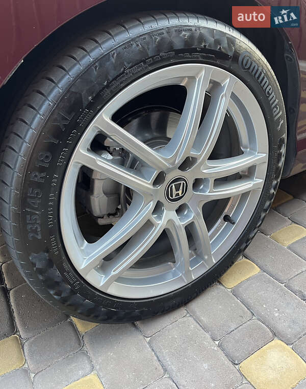 Седан Honda Accord 2013 в Тульчине