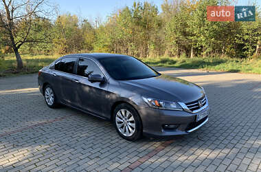 Седан Honda Accord 2014 в Рожнятові
