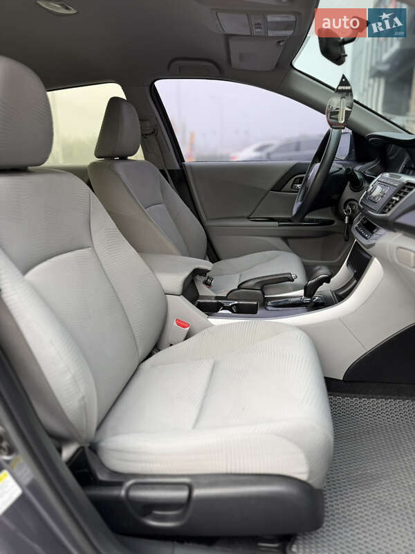 Седан Honda Accord 2014 в Виннице