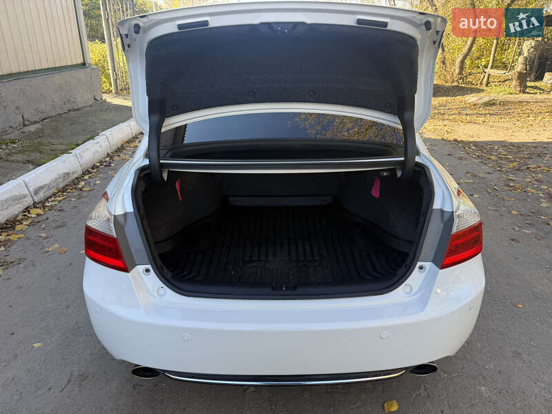 Седан Honda Accord 2013 в Киеве фото 28 Седан Honda Accord 2013 в Киеве