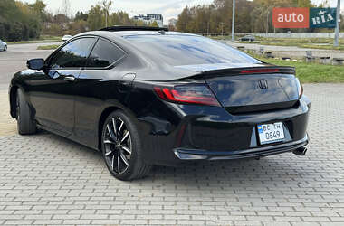 Купе Honda Accord 2017 в 
