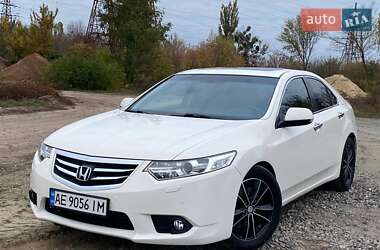 Седан Honda Accord 2011 в  фото 20 Седан Honda Accord 2011 в