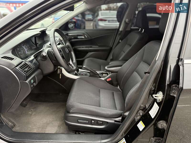 Седан Honda Accord 2014 в Києві фото 18 Седан Honda Accord 2014 в Києві