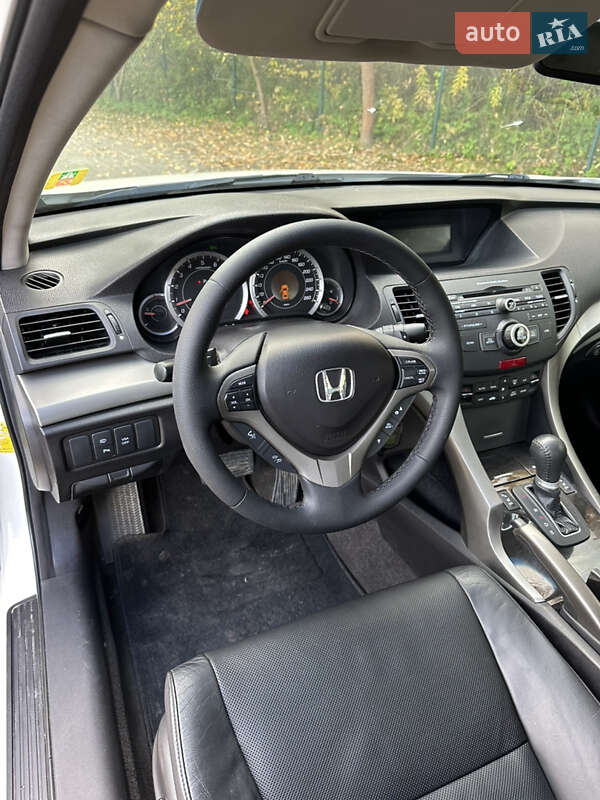 Седан Honda Accord 2008 в Львові