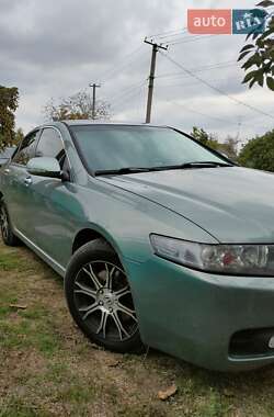 Седан Honda Accord 2003 в Новомосковске