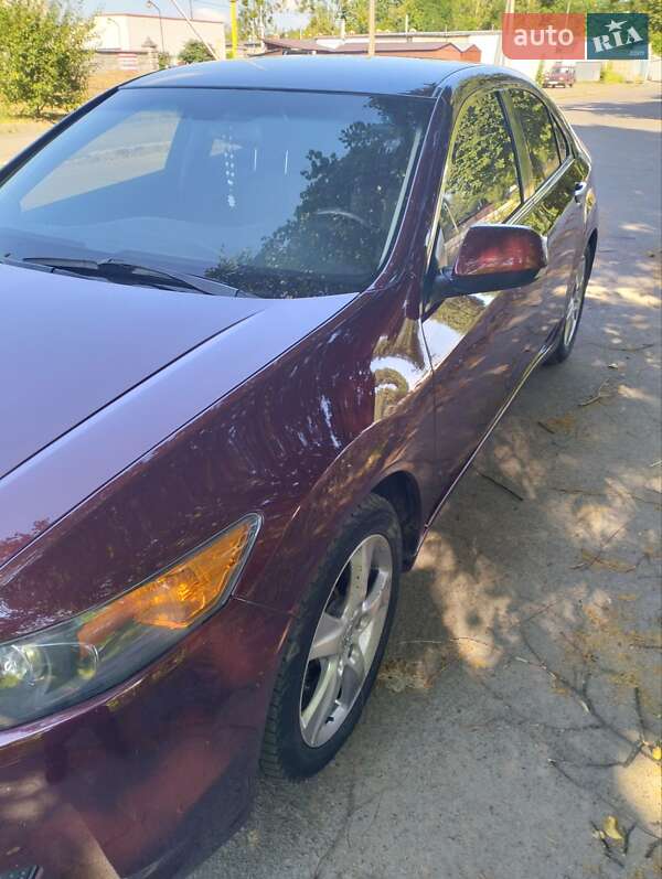 Седан Honda Accord 2010 в Ровно