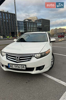 Седан Honda Accord 2010 в Киеве