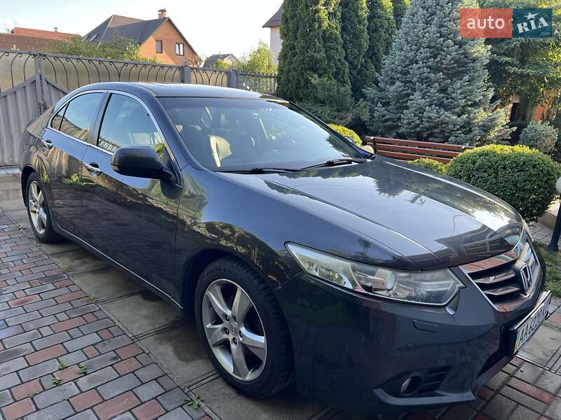 Седан Honda Accord 2011 в Києві