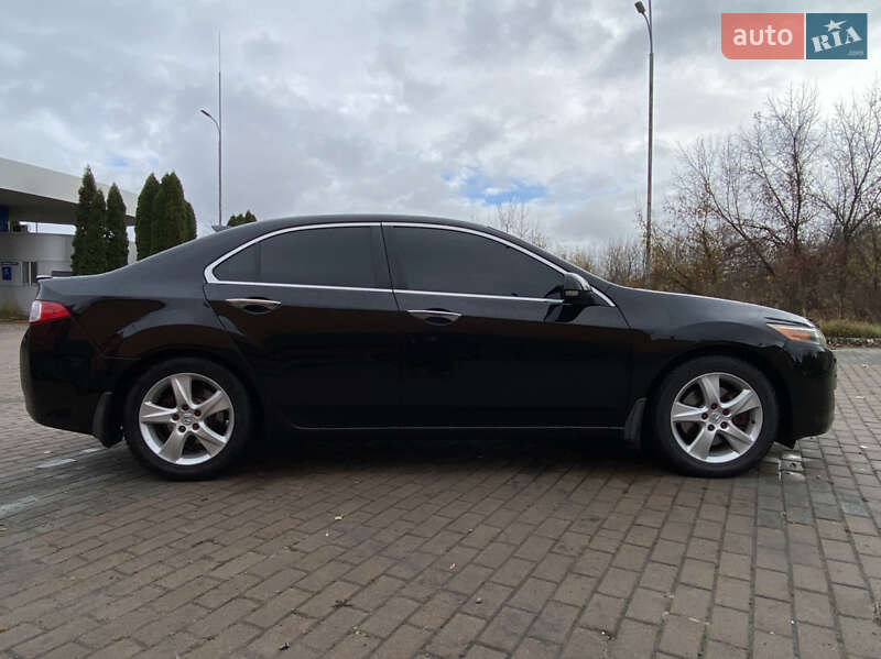 Седан Honda Accord 2008 в Лебедине
