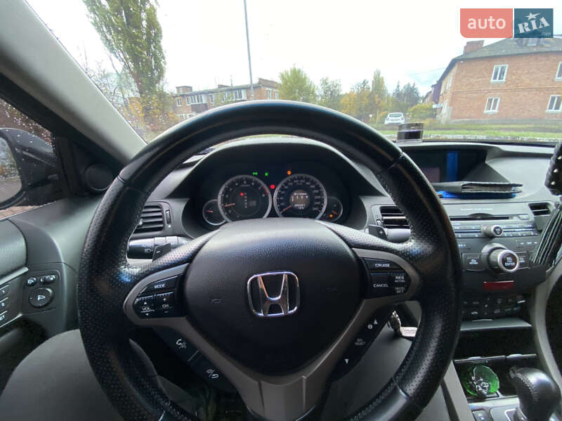 Седан Honda Accord 2008 в Лебедине