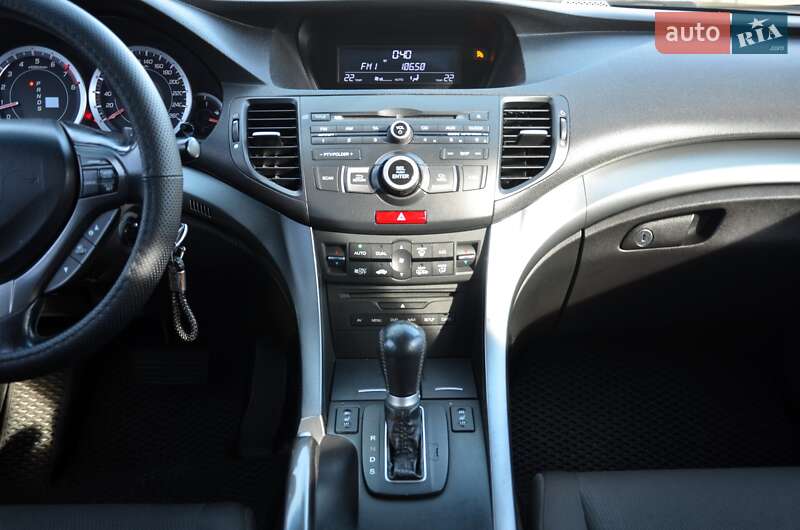 Седан Honda Accord 2012 в Киеве фото 44 Седан Honda Accord 2012 в Киеве