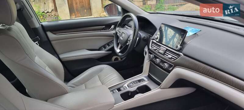 Седан Honda Accord 2018 в Черновцах фото 3 Седан Honda Accord 2018 в Черновцах