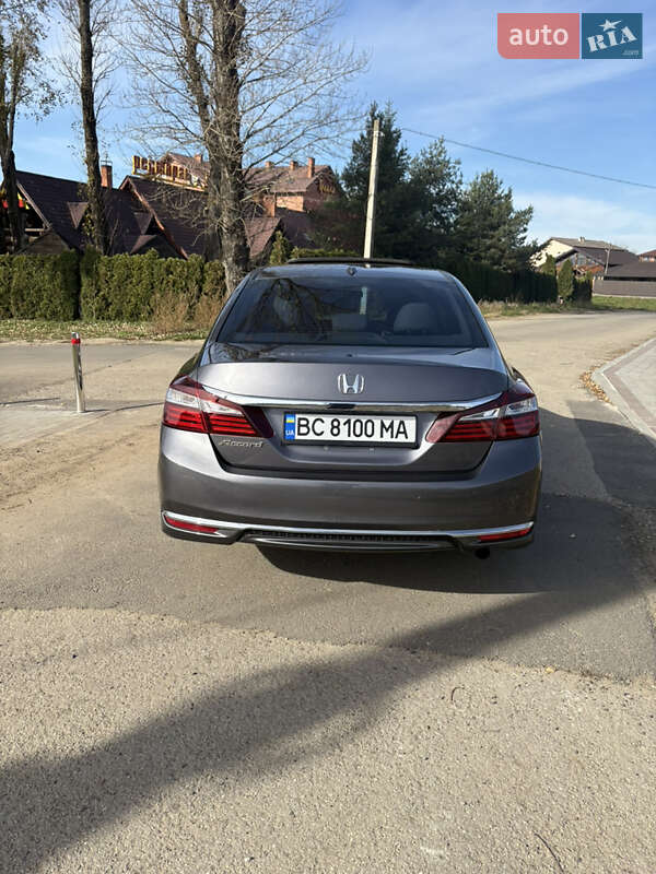 Седан Honda Accord 2017 в Івано-Франківську