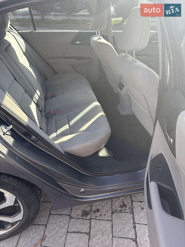 Седан Honda Accord 2017 в Івано-Франківську