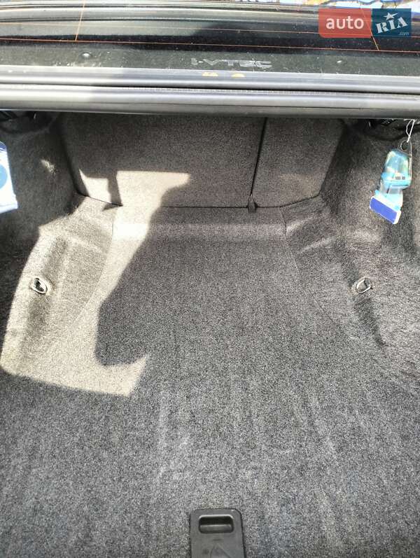 Седан Honda Accord 2010 в Киеве