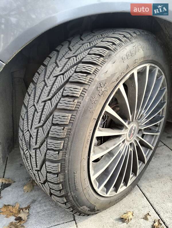 Седан Honda Accord 2010 в Киеве