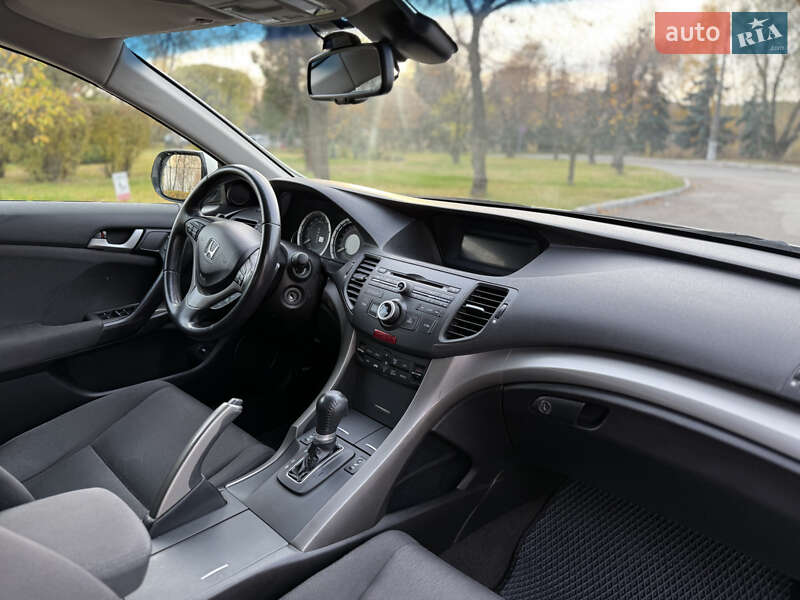 Седан Honda Accord 2008 в Обухове