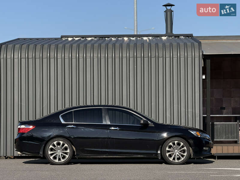 Седан Honda Accord 2015 в Киеве