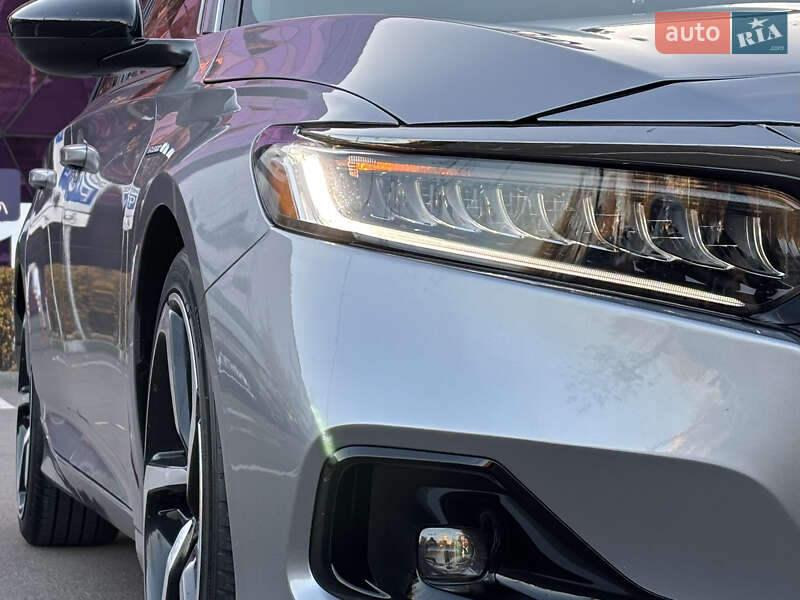 Седан Honda Accord 2022 в Киеве
