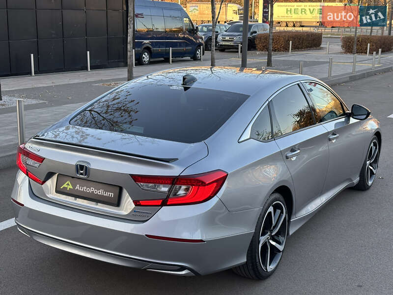 Седан Honda Accord 2022 в Киеве